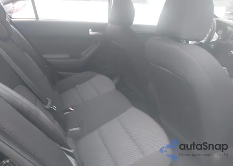 2017 Kia Forte Lx z USA, uszkodzony, nr VIN 3KPFK4A78HE110191